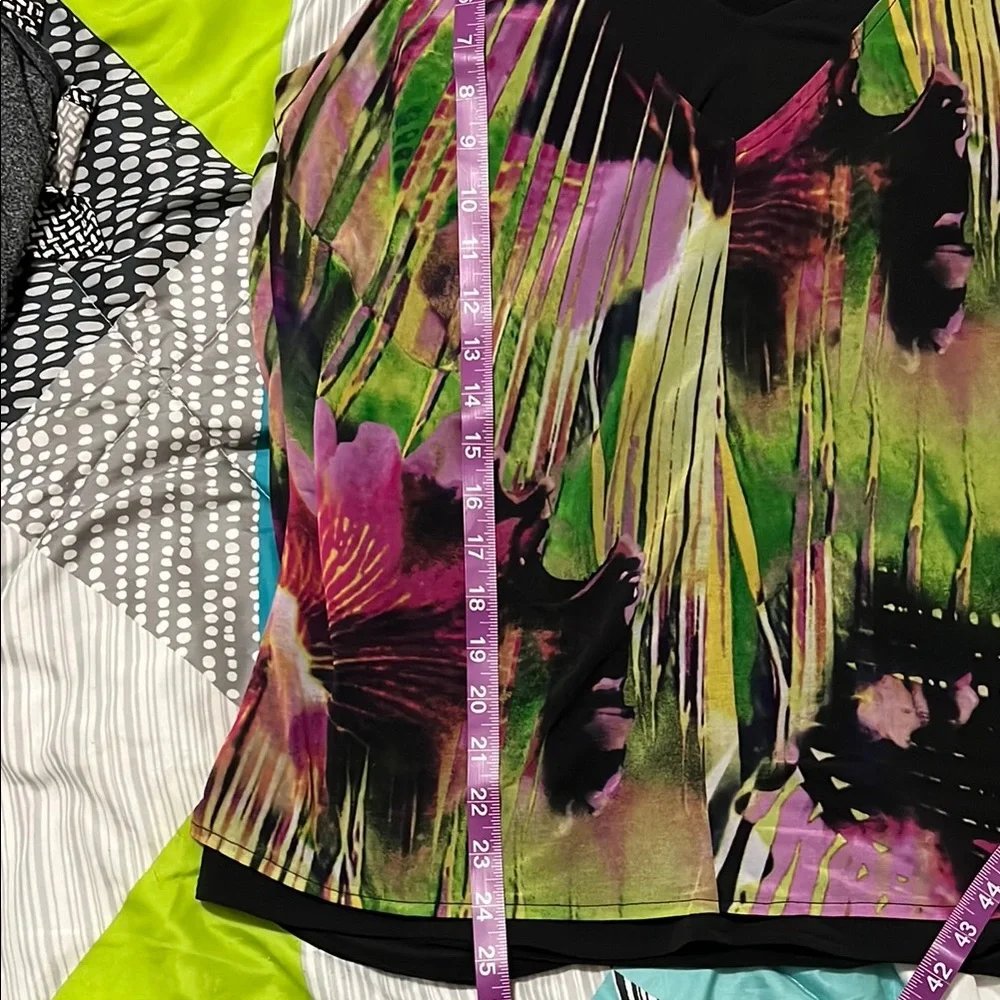 Worthington Black and Green Pleated Sleeveless Tank Top - Picture 5 of 7